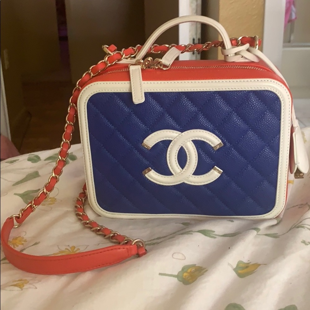 CHANEL Filigree Vanity Bag Case